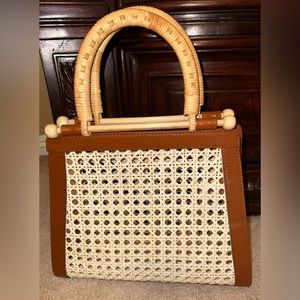 🌜🌞🌼🍄 70s style bag‼️ Only used once. PRISTINE condition‼️ Super CUTE!